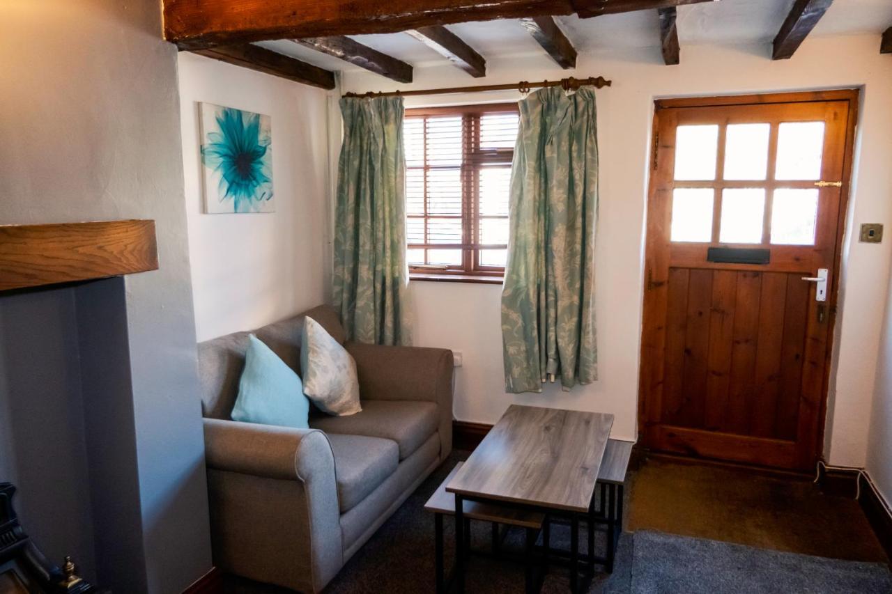 Agniti Cottage Derby Dış mekan fotoğraf